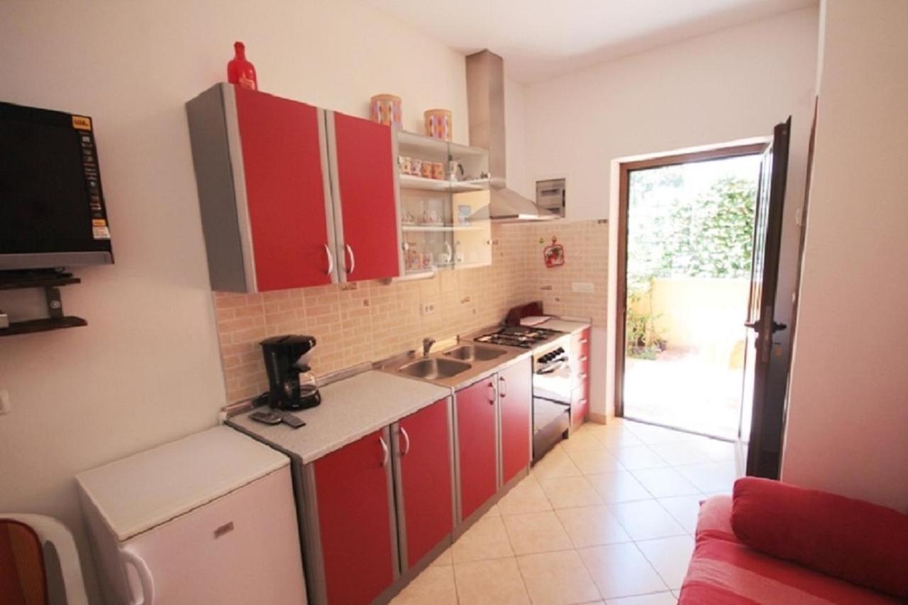 Lili Apartment Novigrad  Bagian luar foto