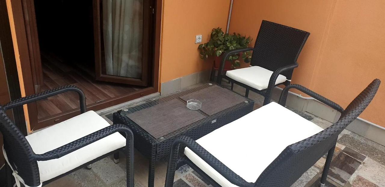 Lili Apartment Novigrad  Bagian luar foto
