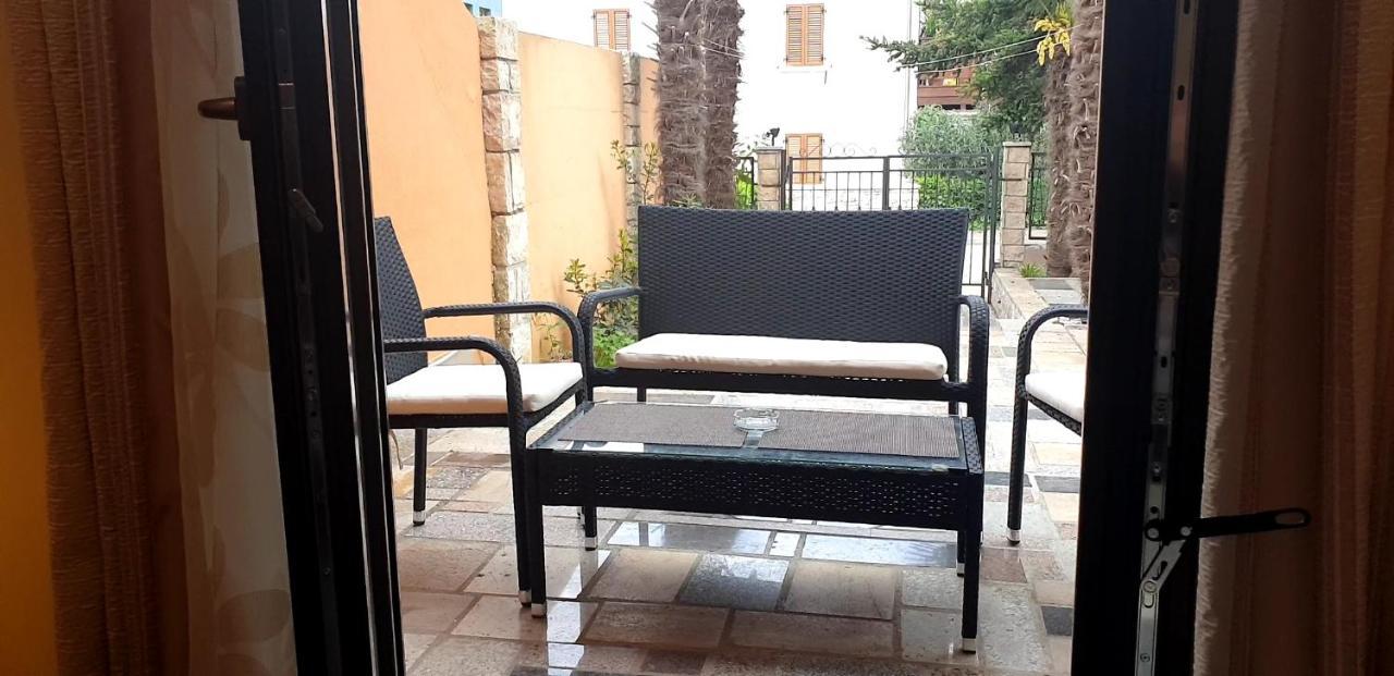 Lili Apartment Novigrad  Bagian luar foto
